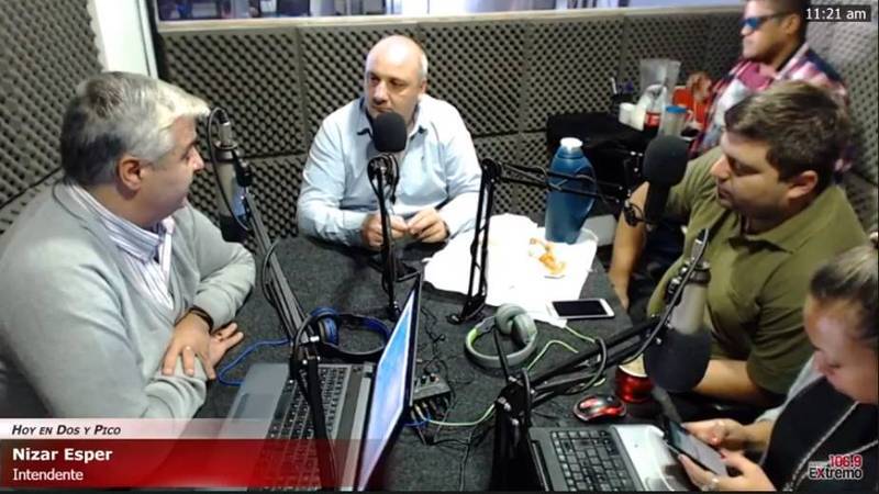 En la radio. Nizar Esper pas&oacute; por 106.9 esta ma&ntilde;ana.