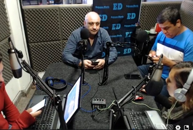 Imagen de Emisión EN VIVO, Dos & Pico Radio Extremo 106.9