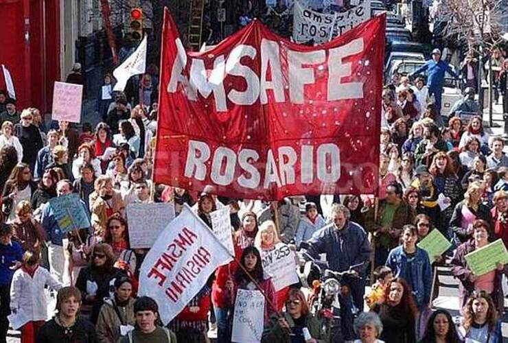 Imagen de Docentes resolvieron un paro de 48 horas para la semana que viene y otro para el mes de abril