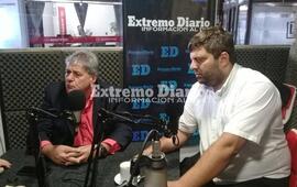 En "Dos y Pico". El legislador visitó además los estudios de Radio Extremo y dialogó con los medios.