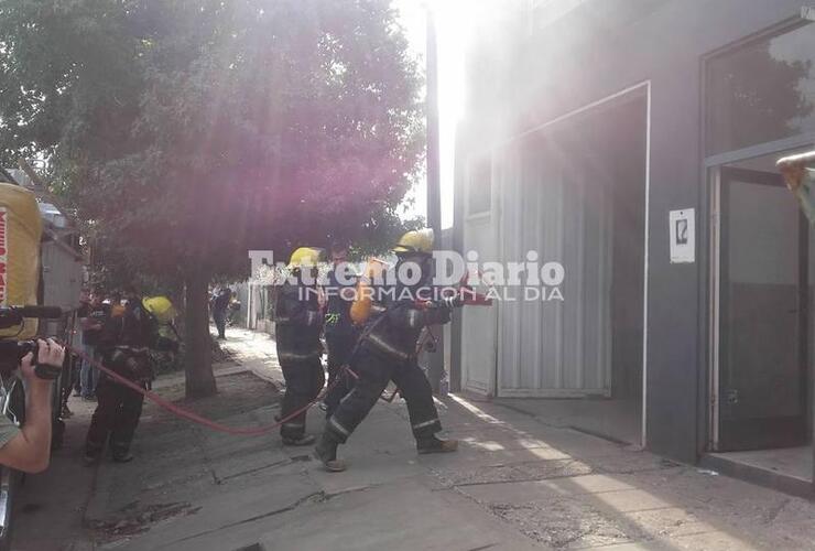 Imagen de Principio de incendio causó conmoción en Libertad al 600