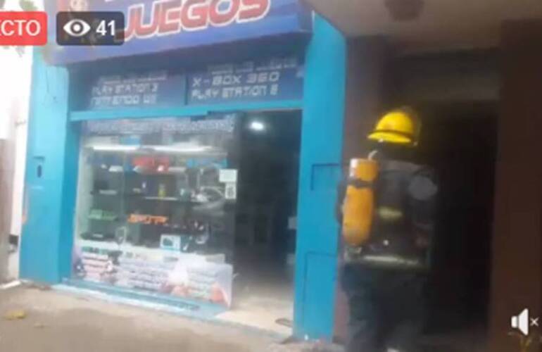 Imagen de Principio de incendio en una cocina