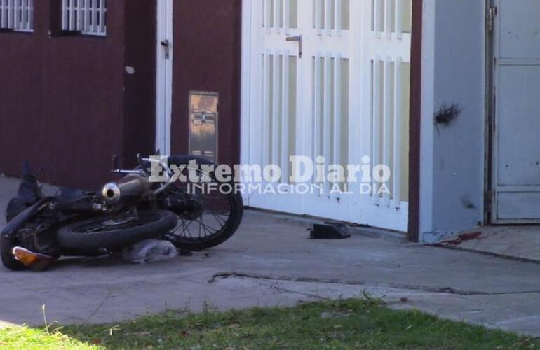 Imagen de Persecución y accidente: Uno de los heridos fue trasladado grave a Rosario