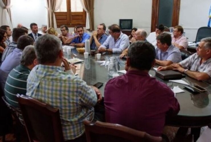 Los sindicalistas municipales en una de las últimas reuniones