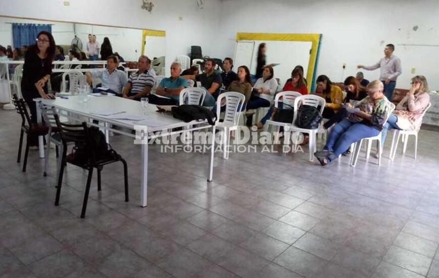 Imagen de El Dr. Julio Befani a cargo de capacitación a profesionales de la salud