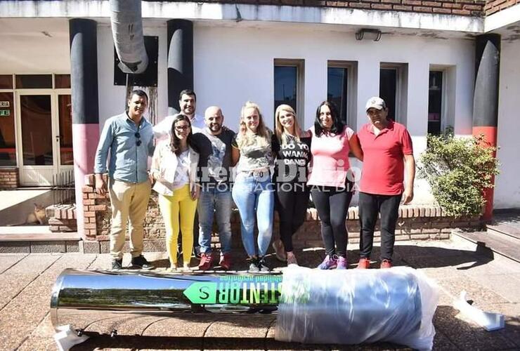 El club también recibió la donación de un termotanque solar