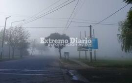 Este viernes arrancó con neblina.