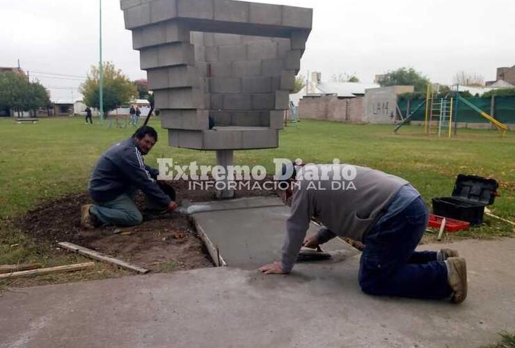 Imagen de Falta muy poco para terminar el pedestal para la imagen de la virgen María que tendrá el Barrio Asunción