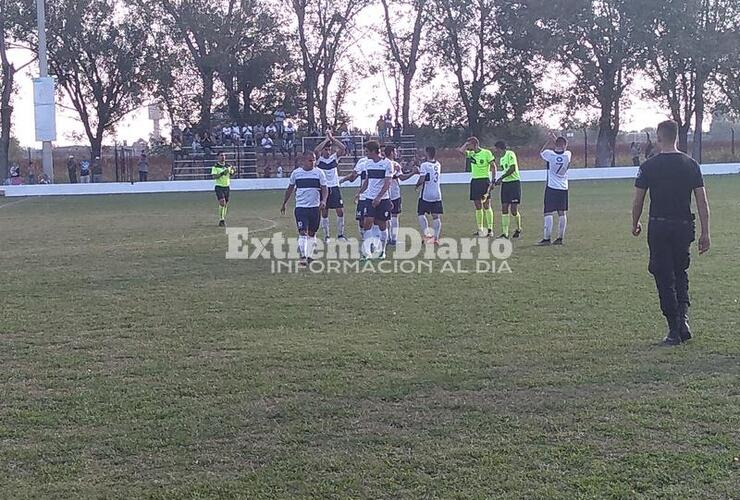 Central Argentino goleó al Gato