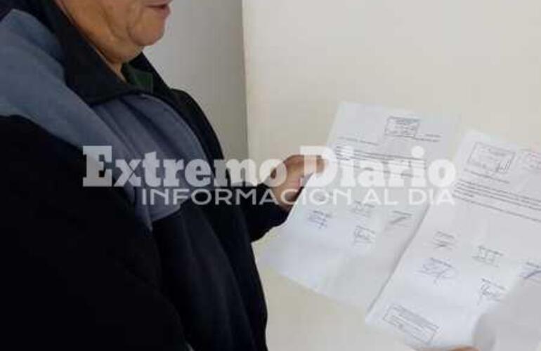 Colazo muestra las notas presentadas en la Municipalidad y el Concejo