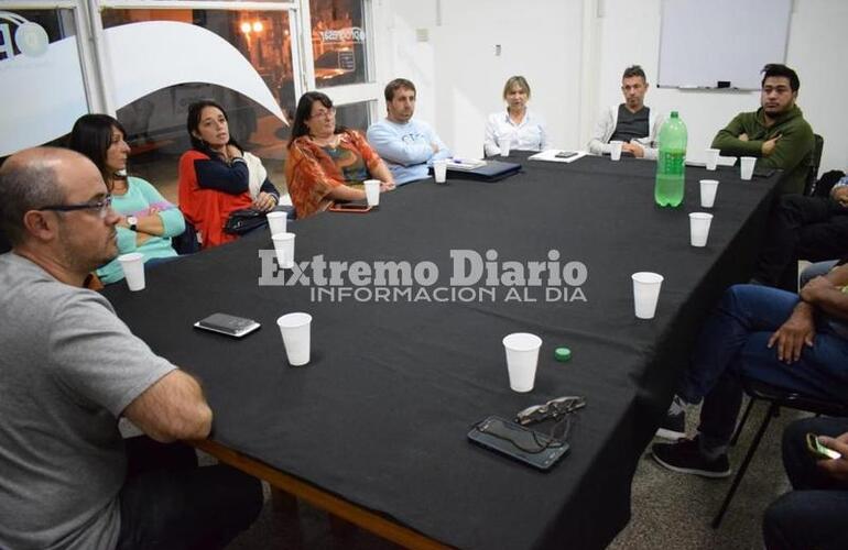 Imagen de Gres presentó a su posible gabinete y dejó afuera a su hermana