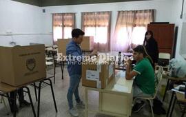 Imagen de Pasado el mediod&iacute;a hab&iacute;a votado casi el 40% del padr&oacute;n provincial