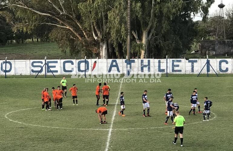 Empate y a seguir. Esta igualdad les sirve para sumar a ambos en el torneo.