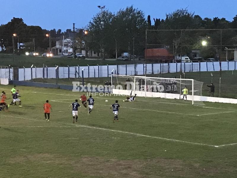 Acá estoy Yo. Dijo el arquero Fabro que contuvo el penal de Barreto y salvó a su equipo.