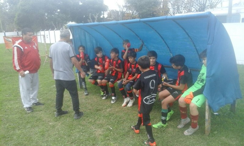 Los "Pikantitos" y los "Leoncitos" se enfrentan en el Arroyo Seco Athletic Club.