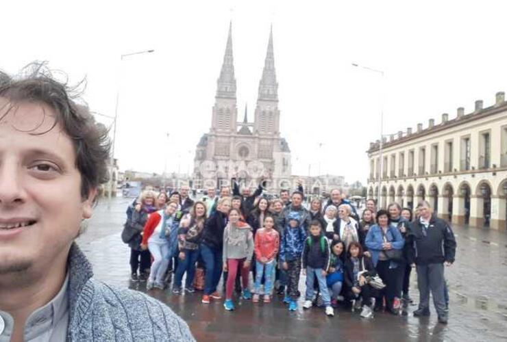 Incluso el padre Roman Lucero tuvo la bendición de presidir una misa en la imponente catedral.