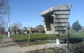 Imagen de Ya culminan el pedestal para la imagen de la virgen Mar&iacute;a