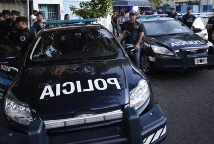 Imagen de Pasan a disponibilidad a un jefe de la delegación local de la Policía Federal