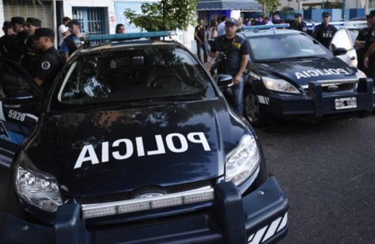 Imagen de Pasan a disponibilidad a un jefe de la delegación local de la Policía Federal