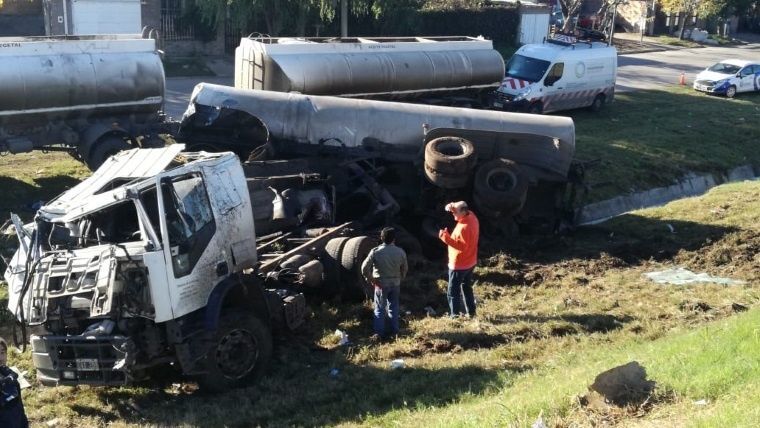 La impactante escena del accidente.  Foto: Rosario3.com