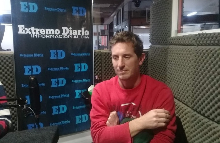 Dio la cara. Rom&aacute;n De Crist&oacute;fano se lleg&oacute; a Radio Extremo para dar su versi&oacute;n.