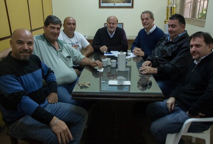 Remiseros fueron recibidos en el Concejo hace unos 10 días atrás. Foto: Archivo La Posta