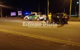 Presencia y controles. CAU y Comando efect&uacute;an permanentemente operativos en distintos puntos de la localidad.