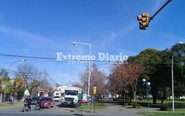 Imagen de Volvieron a colocar la c&aacute;mara de Humberto Primo y Ruta 21