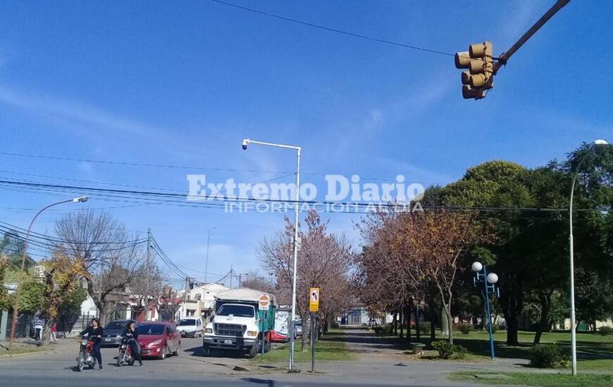 Imagen de Volvieron a colocar la c&aacute;mara de Humberto Primo y Ruta 21