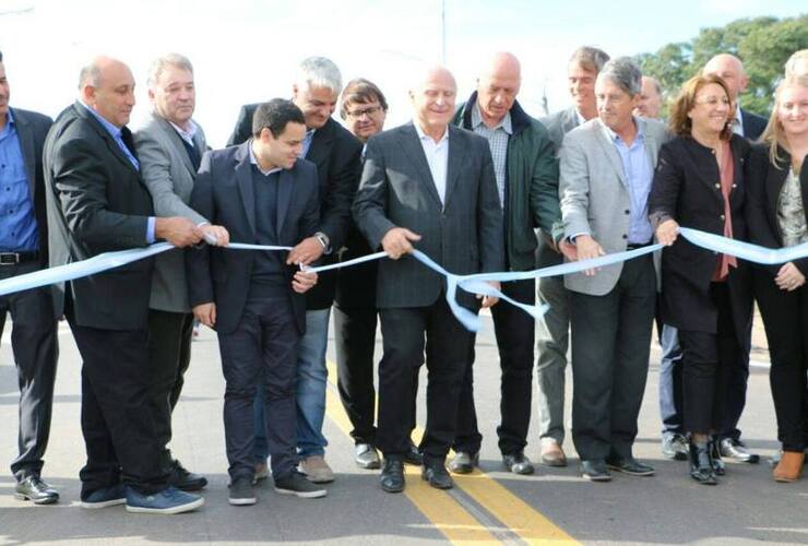 Imagen de Se inauguró la Ruta S26 que vincula Arroyo Seco con Uranga y la Ruta Nº 18