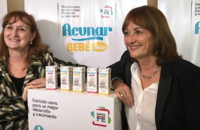 Las ministras de Salud, Andrea Uboldi, y de la Producción, Alicia Cicliani, durante la presentación de Acunar.