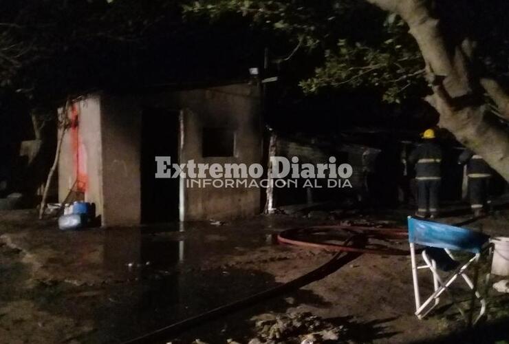 Imagen de Familia de Fighiera perdió todo en un incendio