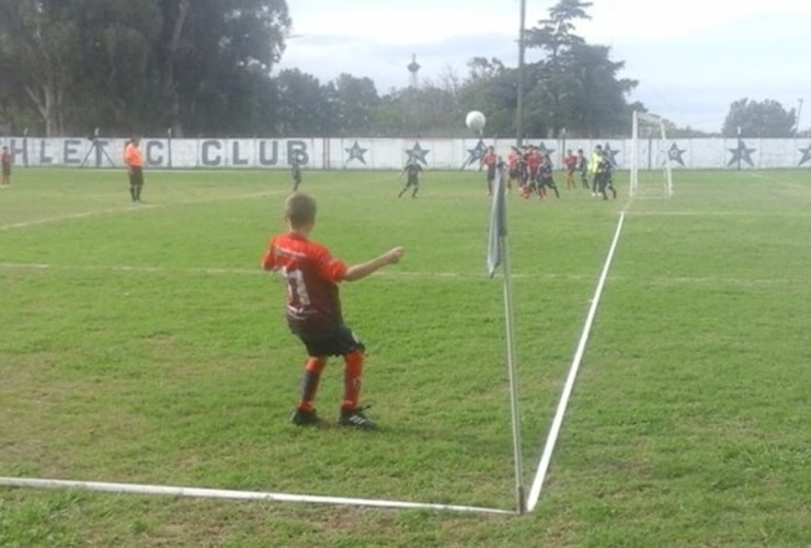 "Pikantitos" y "Gatitos" se enfrentaron por una nueva fecha de la Liga Regional del Sud.