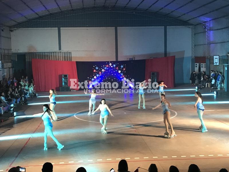 La Gala de Pat&iacute;n fue un &eacute;xito. Familiares y amigos disfrutaron de una gran noche de Patinaje en Talleres.