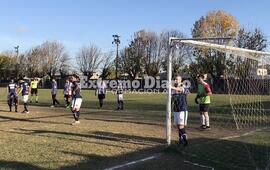 El area de los goles. E ese arco se anotaron los 2 goles del cotejo. Albrant y Melillo.