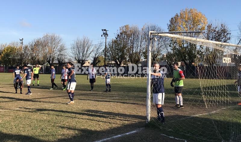 El area de los goles. E ese arco se anotaron los 2 goles del cotejo. Albrant y Melillo.