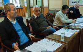 Imagen de Ni durante ni a posterior; el concejo no habl&oacute; del m&oacute;vil in fraganti