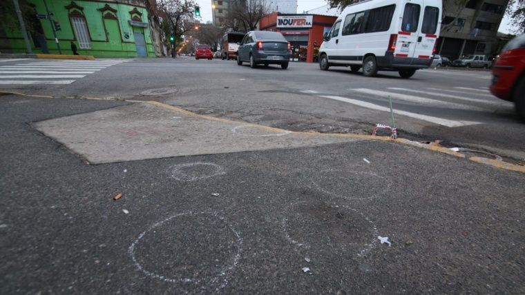 Se levantaron 17 vainas servidas en la escena. Foto: Alan Monz&oacute;n / Rosario3.com