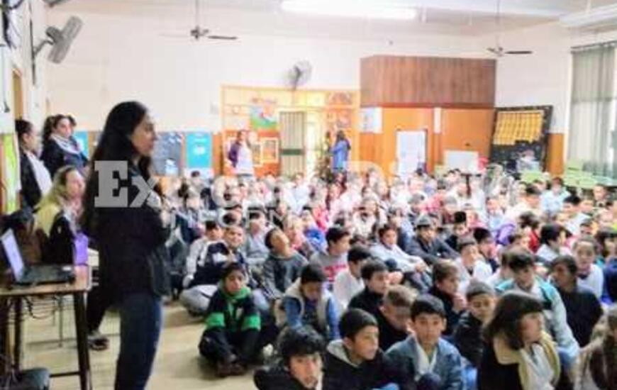 La Ingeniera Renata Luna ofreció una charla