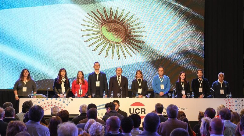 Imagen de El radicalismo ratificó su pertenencia a Cambiemos y pidió ampliar la alianza
