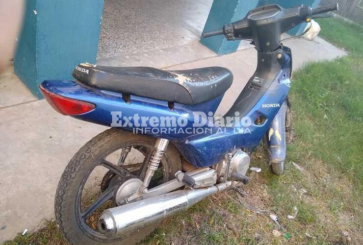 Imagen de Conducía una moto con pedido de secuestro