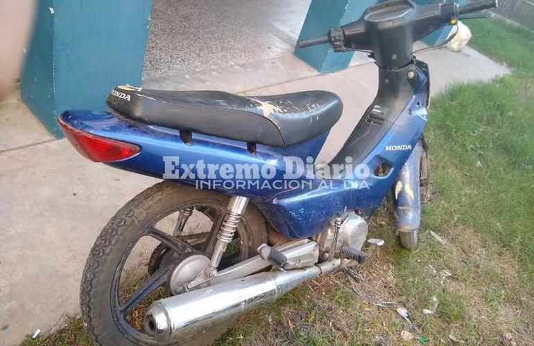 Imagen de Conducía una moto con pedido de secuestro