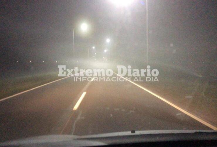 Imagen de Conducir con precaución: Bancos de niebla complican la visibilidad