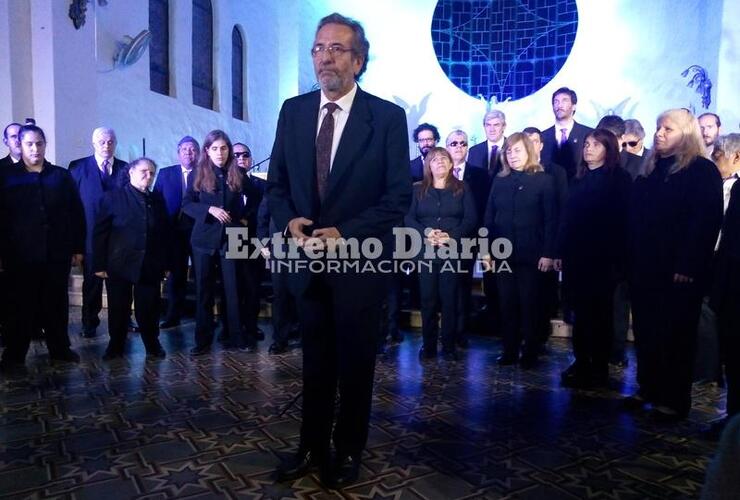 Imagen de El Coro Nacional de Ciegos se presentó en la parroquia