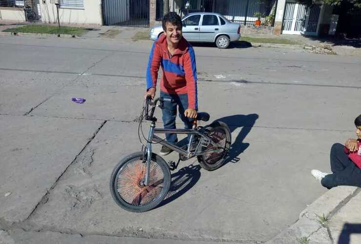 Imagen de ¡Gustavito recuperó la bicicleta!