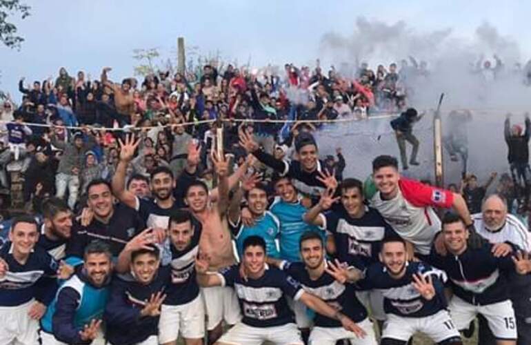 Luego del enorme triunfo ante su clásico rival y los festejos, el "Azul" ya piensa en Porvenir Talleres.