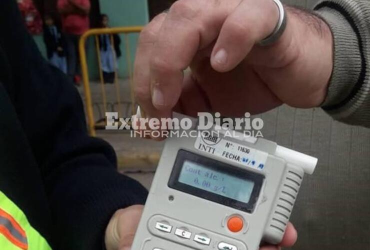 Imagen de Controles de alcoholemia a los choferes que conducen micros