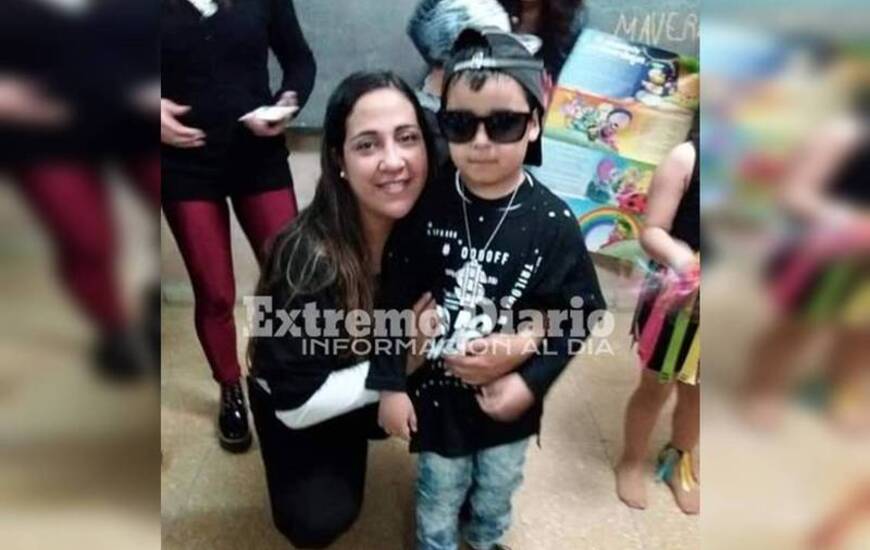 Juntos. Sabrina junto a su hijo Alexis.