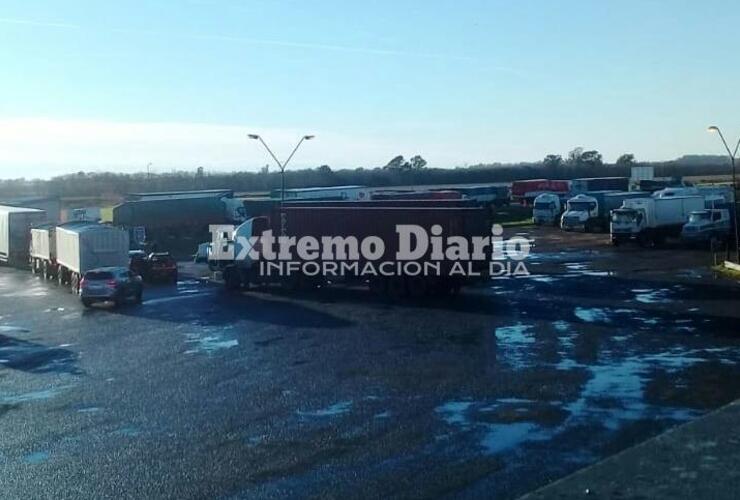 Imagen de Accidente y demoras en el tránsito sobre autopista