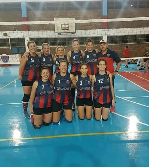 Imagen de Nueva victoria del Maxi V&oacute;ley 'A' del CAT